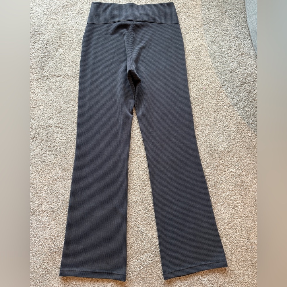 Like New Lululemon Athletica Ribbed Softstreme Flared Leg Pant, Black/Dk. Gray 8 - Picture 10 of 13